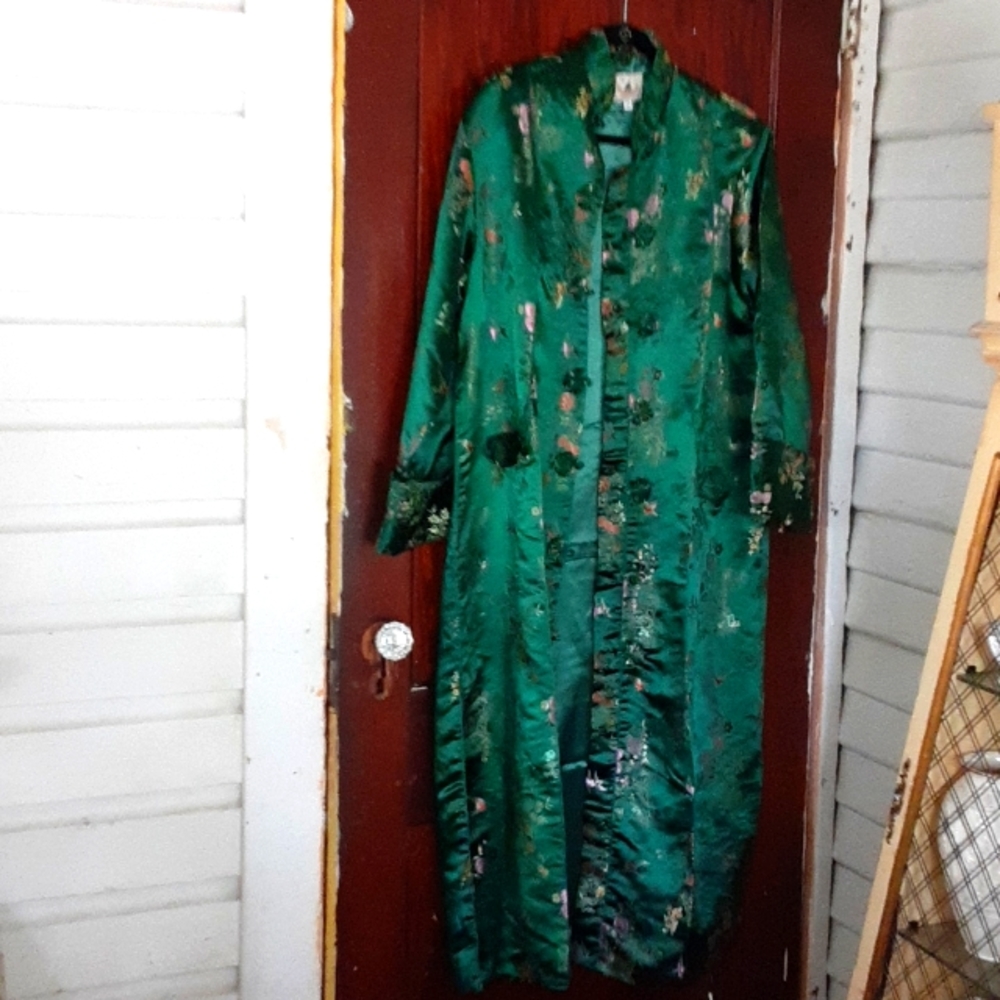 Shanghai China XL long kimono pit measures 24 inches length 48 inches